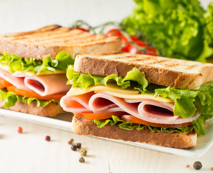 Caballo rojo bocatería